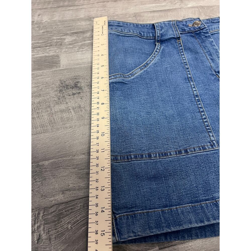 J Jill Two Tone Denim Shorts Size 8 High Rise Stretch Cargo Utility Jean Shorts - Picture 5 of 6